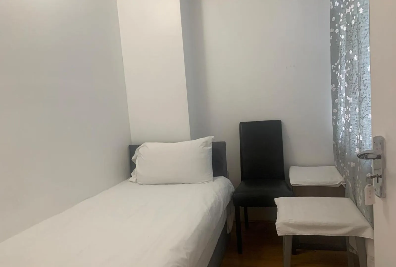 Capsule hotel Simple Stays London